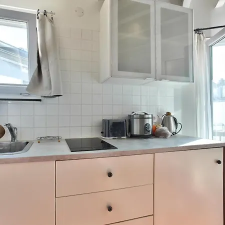 Beautiful Studio For 2 People - 10 *