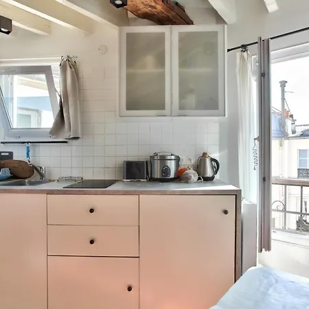 Beautiful Studio For 2 People - 10 Appartement Paris